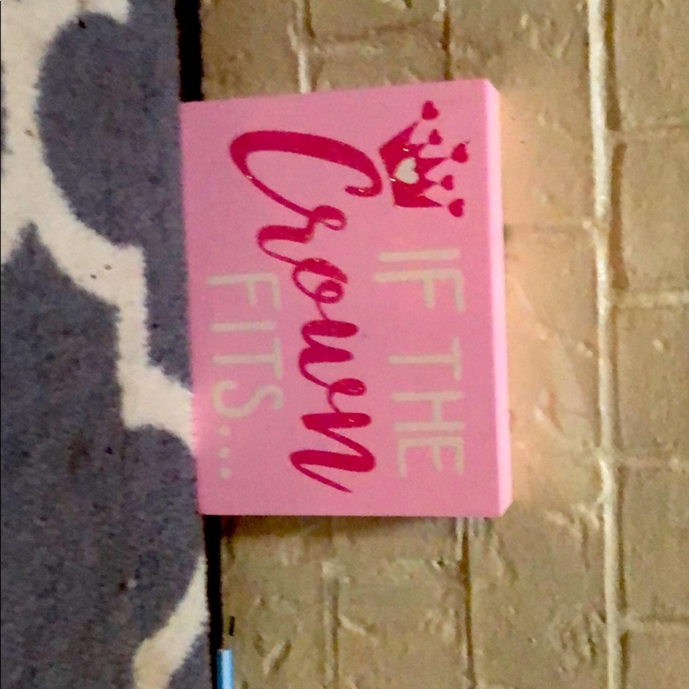 It is a hang able sign